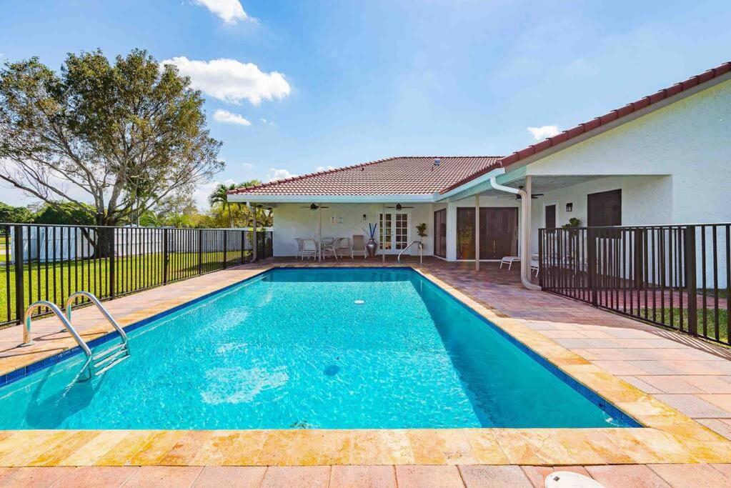 4/3.5 House With Pool- Boynton Beach, Fl. Exterior photo